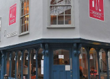 诺里奇巷的铁屋餐厅所在的历史建筑年租金为3.5万英镑