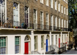 伦敦房地产价格为投资者提供支持