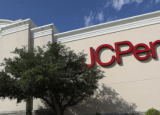 JCPenney仍然没有总部但它在商场里凑合