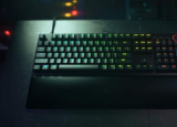 雷蛇HuntsmanV2键盘在降低噪音的同时具有很大的延迟