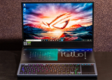 华硕ROG Zephyrus Duo 15游戏笔记本电脑评测
