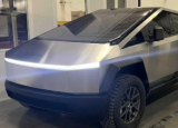 可投入生产的特斯拉CybertruckBeta打破封面