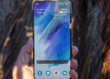 三星GalaxyS21FE手机接收其第一个软件更新