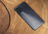 新的摩托罗拉MOTOG22抵达市场中档四摄和疯狂的价格