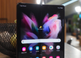 三星GalaxyZFold4和ZFlip4智能手机将没有屏下指纹传感器