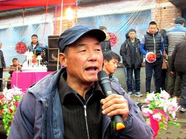 招待什么意思(酒吧开招待什么意思)