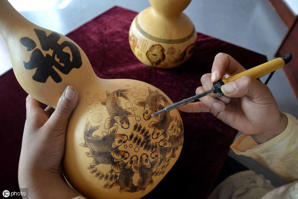 葫芦寓意福禄，家中摆上一“葫芦”，象征吉祥如意