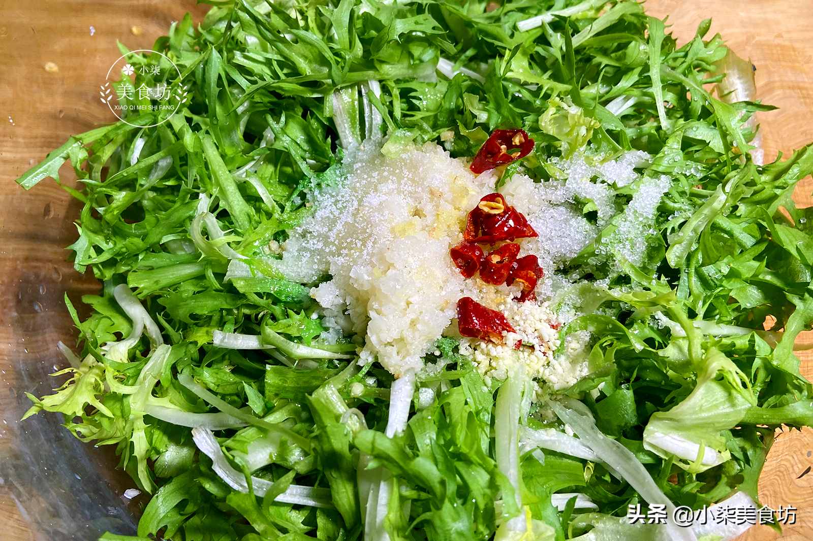 自从苦菊学会这样做，我家隔三差五就吃，营养减肥菜，做法超简单