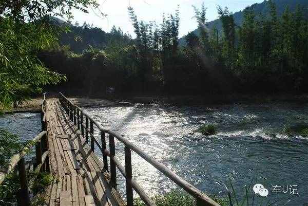 从化响水峡，艳遇浪漫茹根花海