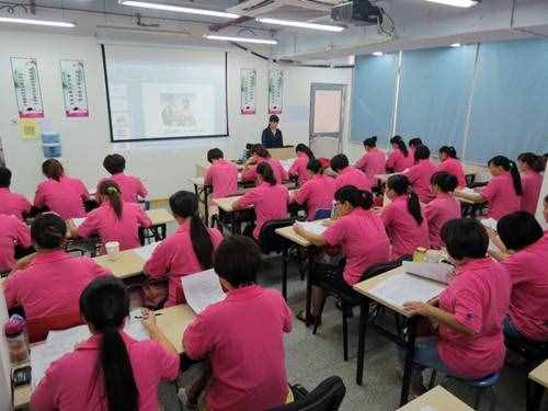 学月嫂怎么选择，有哪些靠谱的月嫂培训机构？