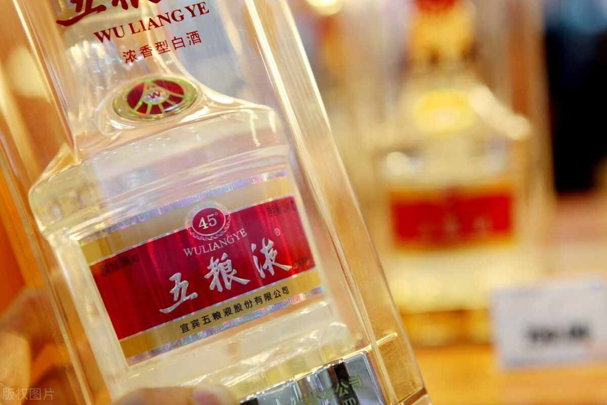 中国“八大名酒”都有哪些？你知道哪几种？其实白酒也有排名之争