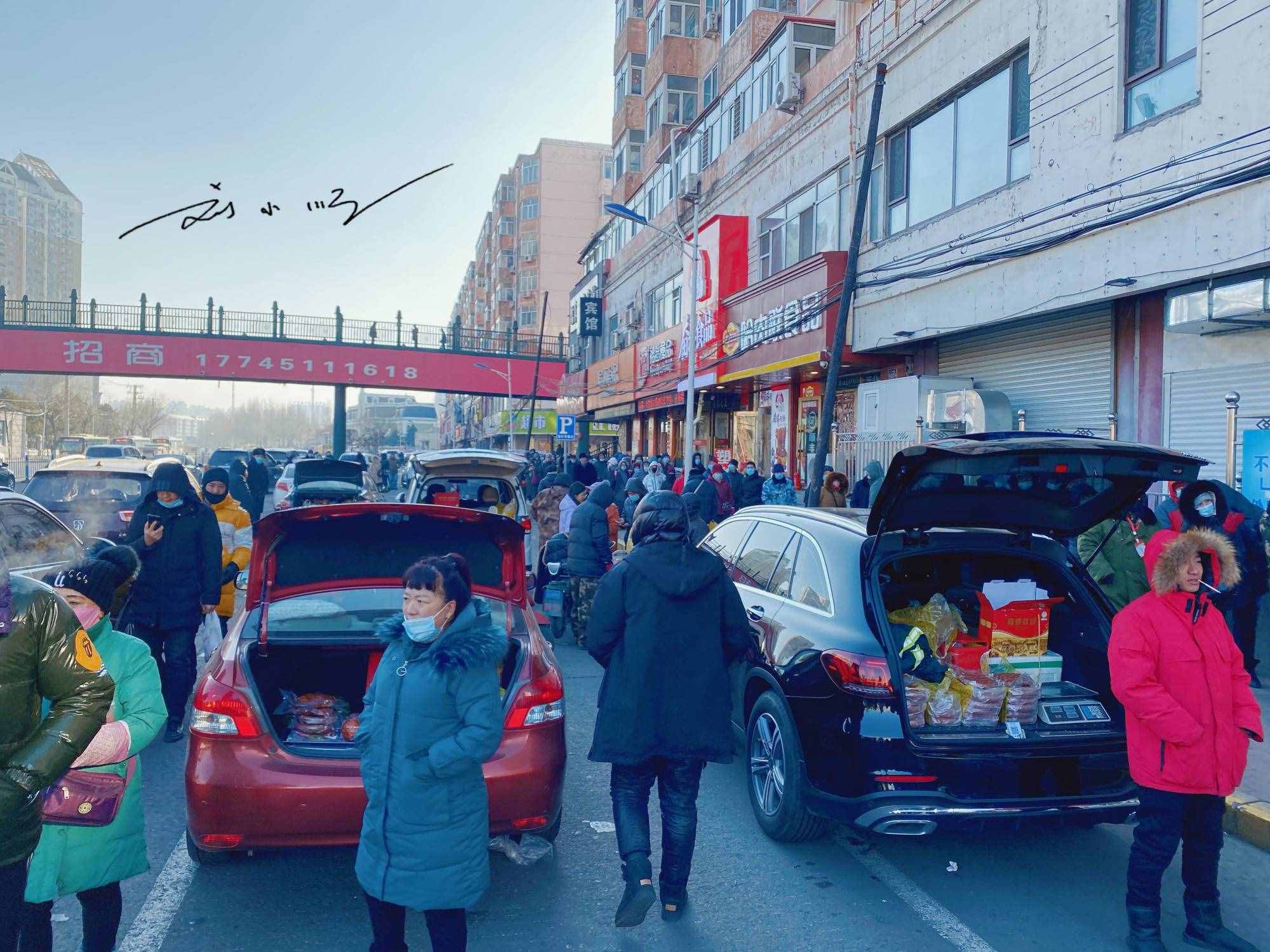不设网购，不开分店，哈尔滨“最豪横”红肠店，排队都未必买得到