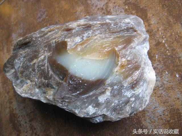 和田玉鉴别最简单方法 绝对实用再也不害怕买到假货了