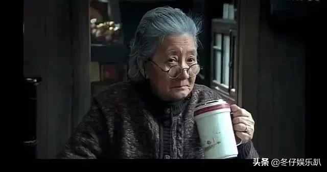 11年前大火的《蜗居》为何被禁播？看完缘由真佩服，这剧可真敢拍