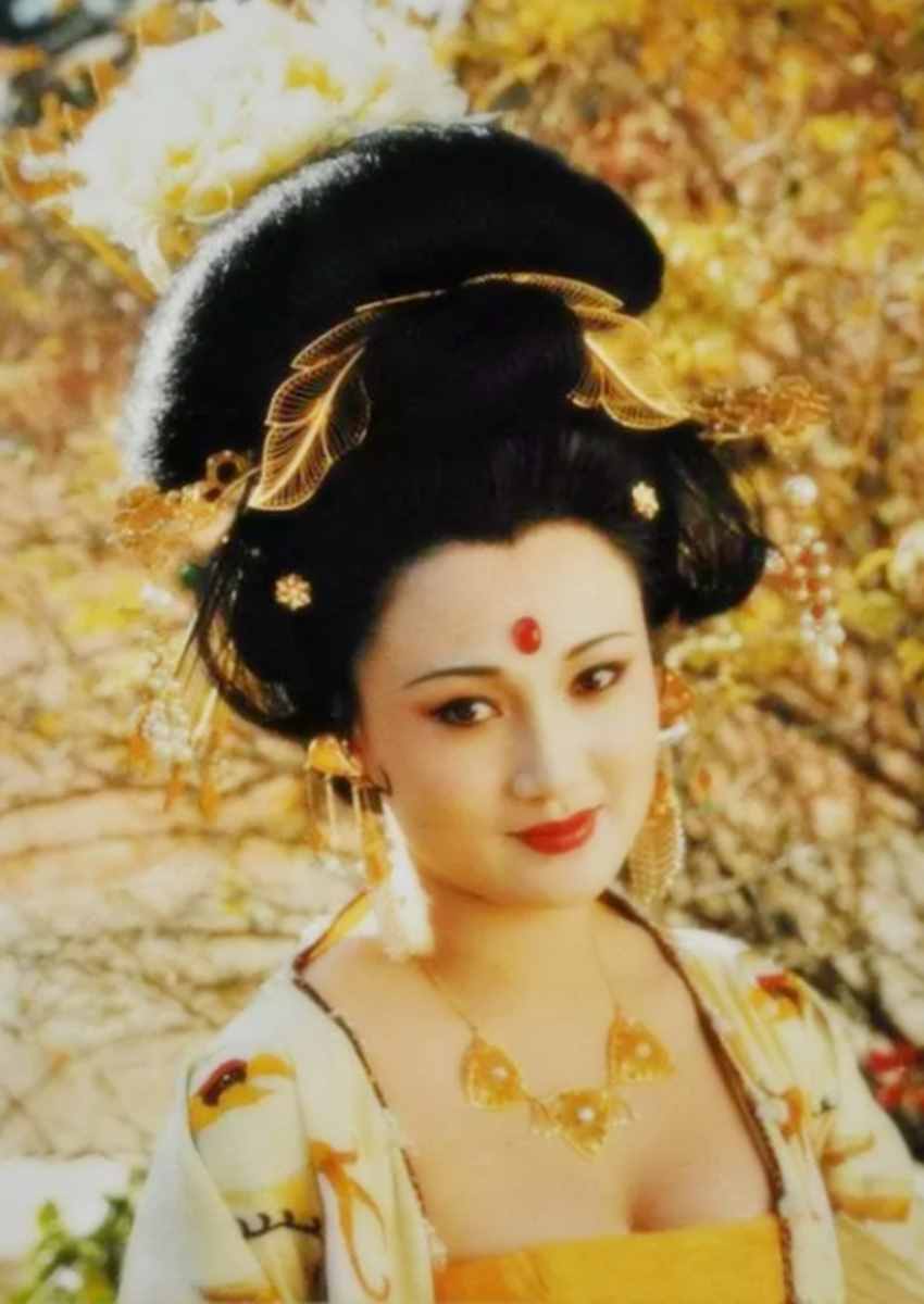 李隆基与杨玉环的恋情，字里行间写满了“无耻”