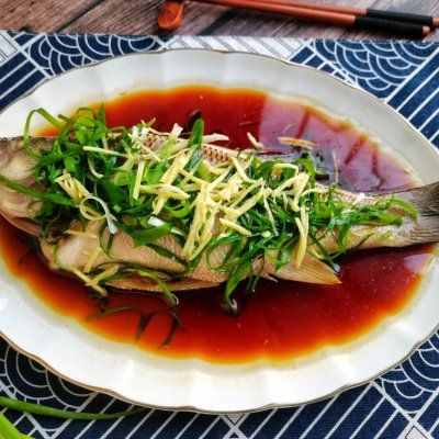 清蒸鲈鱼，操作简单太好吃了