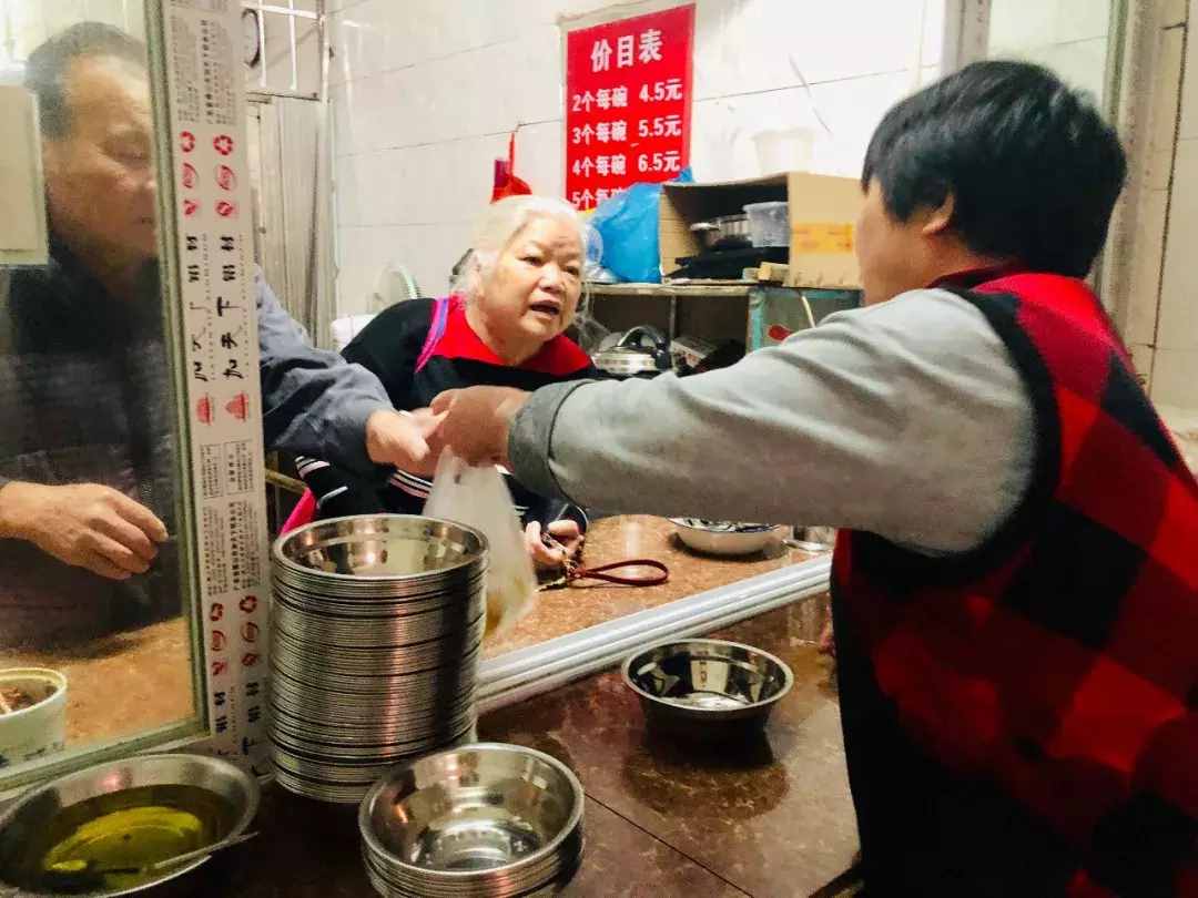 隐藏在柳州深巷旮旯的美食，没有熟人带路，你根本找不到