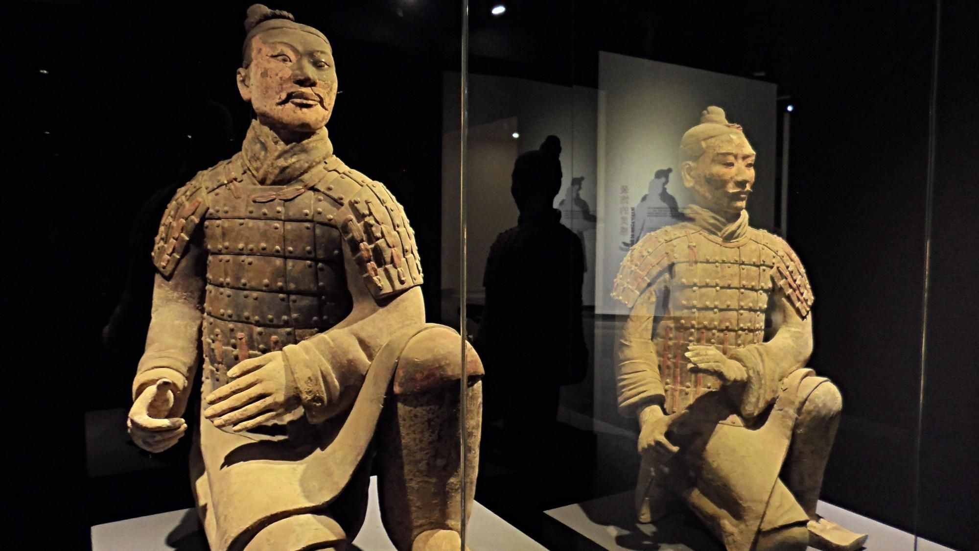 西安秦始皇兵马俑：被称为“世界第8大奇迹”，值得一看