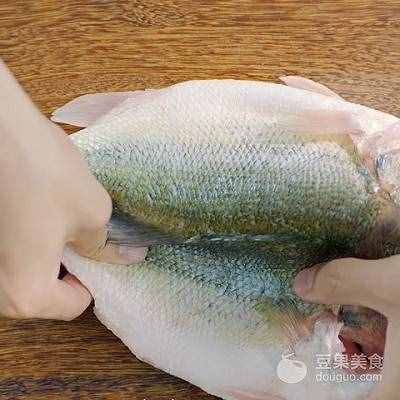 清蒸鱼的做法