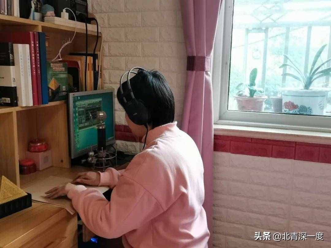 盲人女孩不做推拿却年入百万，觉得自己还不够火，“走在街上还没有人认出我”