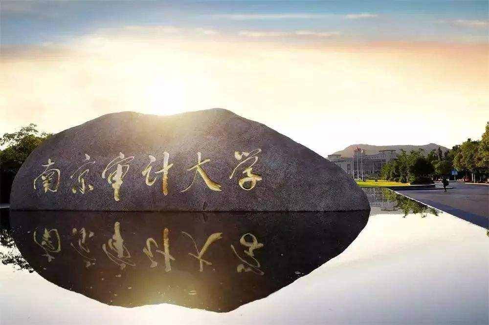 管理类8大热门专业，有5个是“坑”？报考前不懂毕业可能后悔？