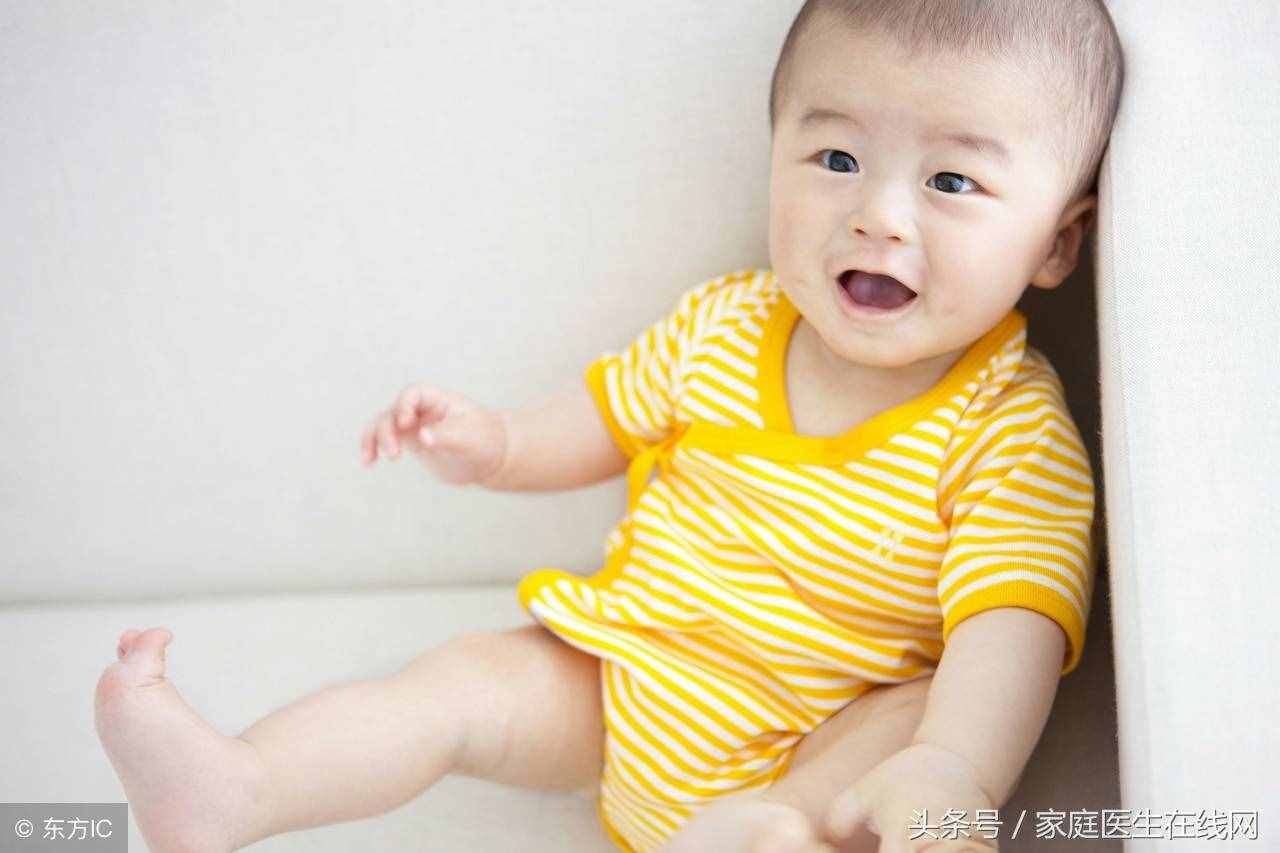 宝宝腹泻了，该怎么办？医生：适当给孩子吃这4种食物