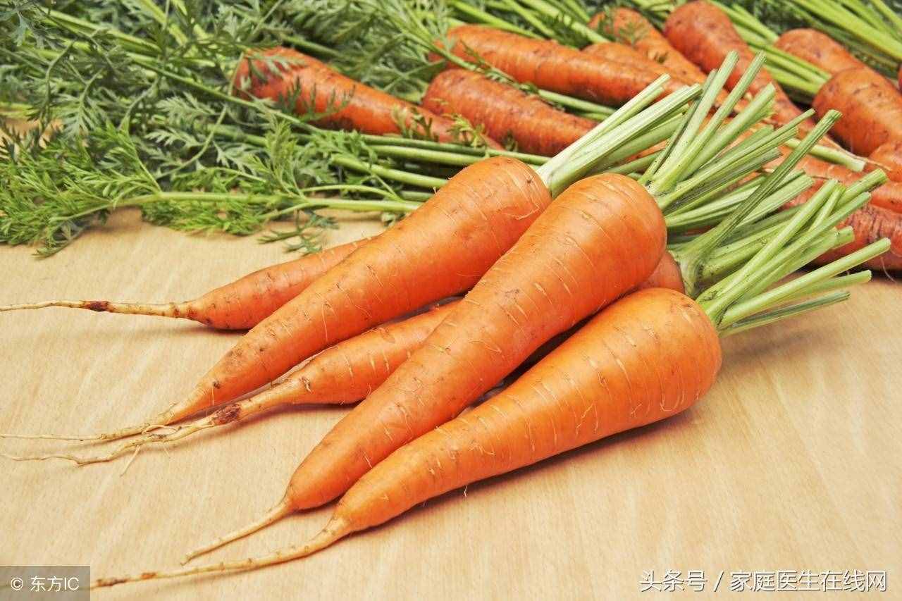 宝宝腹泻了，该怎么办？医生：适当给孩子吃这4种食物