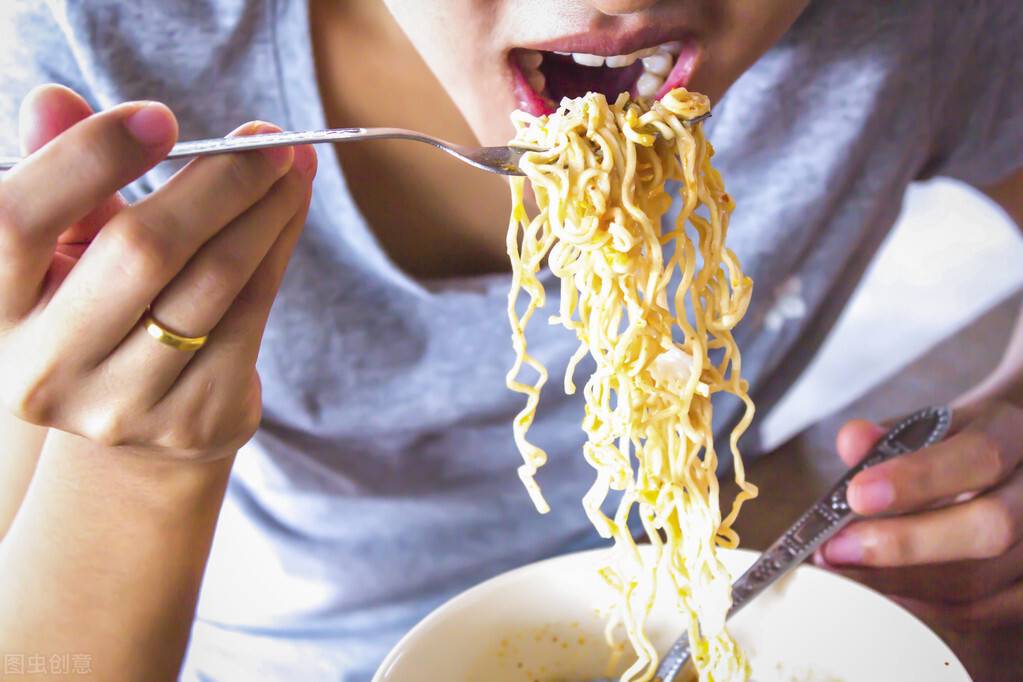 泡面需要多久才能完全被消化,方便面怎么煮好吃美味