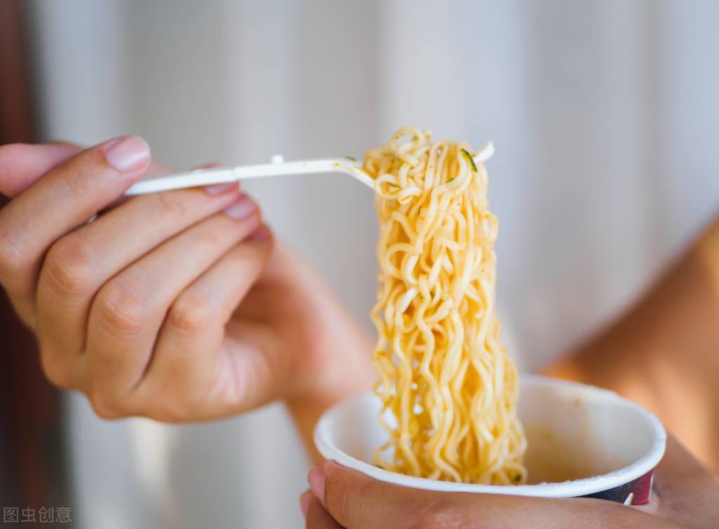 泡面需要多久才能完全被消化,方便面怎么煮好吃美味