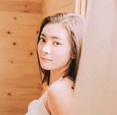 15款适合方脸女生的漂亮发型！