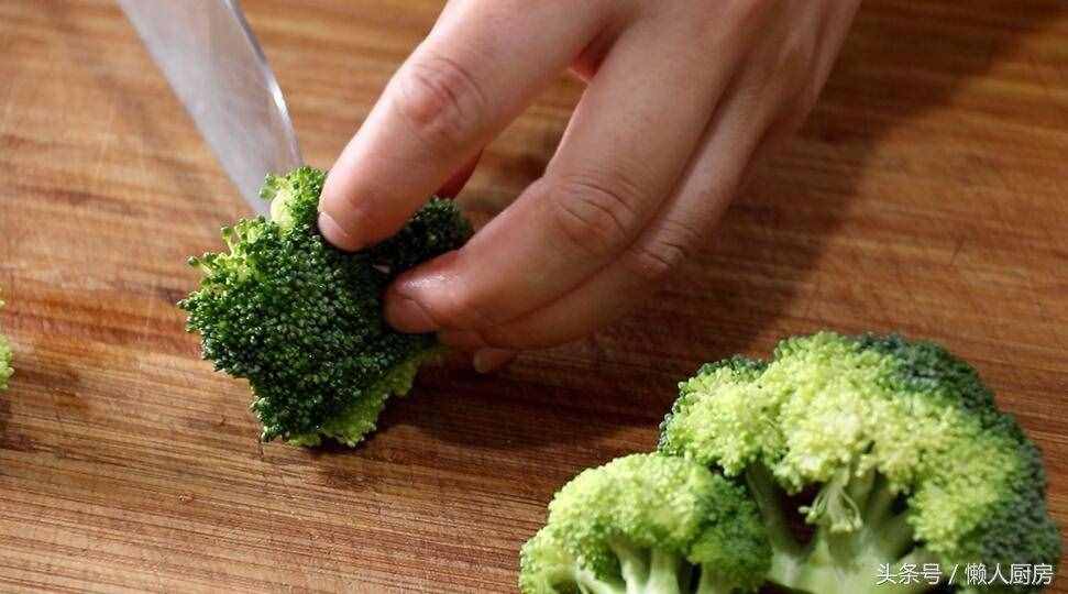教你番茄意大利面的简易做法，想吃随时可以做，真正的懒人菜
