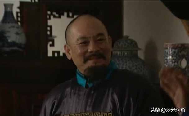 《雍正王朝》中李绂是个清官，为何买考题的时候70两，说出就出？