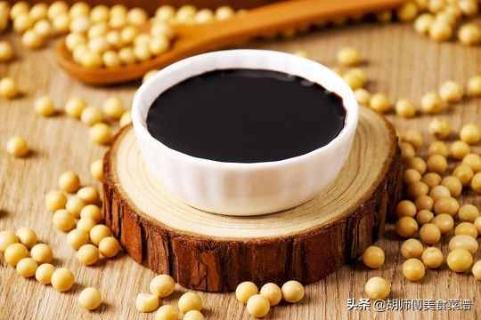 终于知道生抽、老抽、味极鲜、蚝油之间的区别和用法了，值得收藏