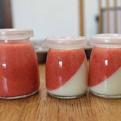 吃了这碗水果冻牛奶布丁，一口下肚感觉超暖