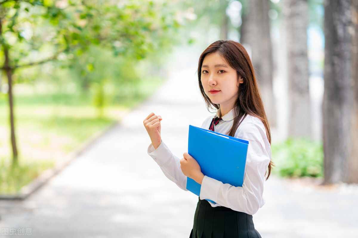 钱途光明！女性学习24个大学专业，获得薪酬最高