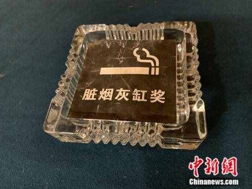 中国控烟协会呼吁烟草镜头过多影视剧取消评优，你咋看