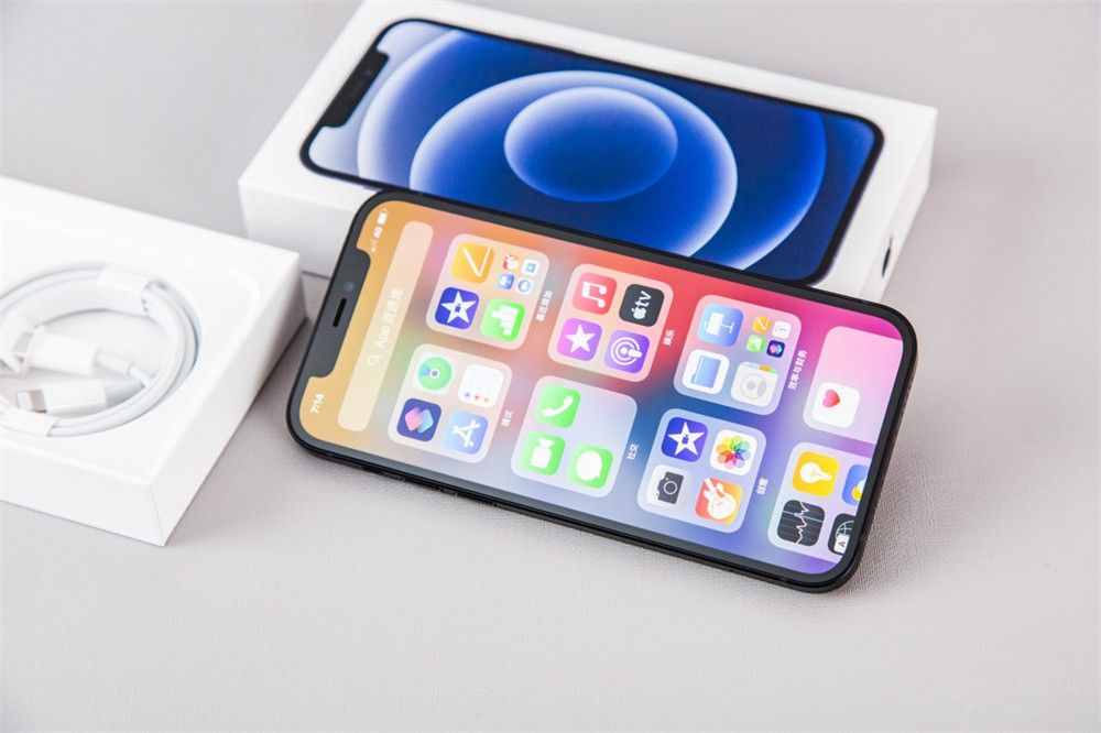 换iPhone 12最令人头疼的问题：微信聊天记录怎么办？