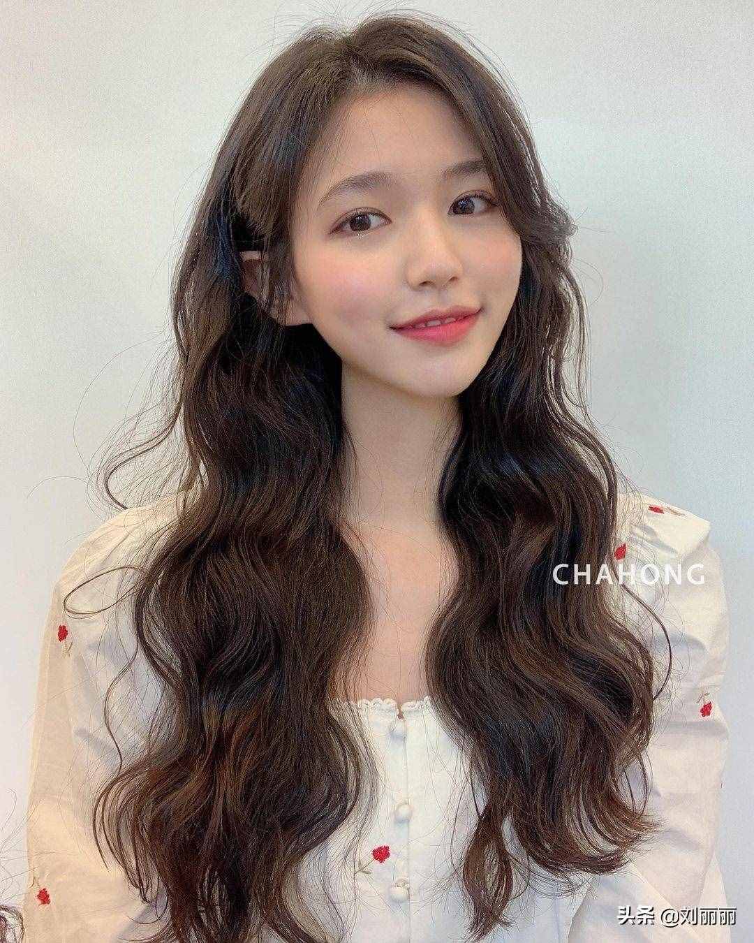 女发不能乱剪，16款时尚发型送给大家，好看瘦脸不显老