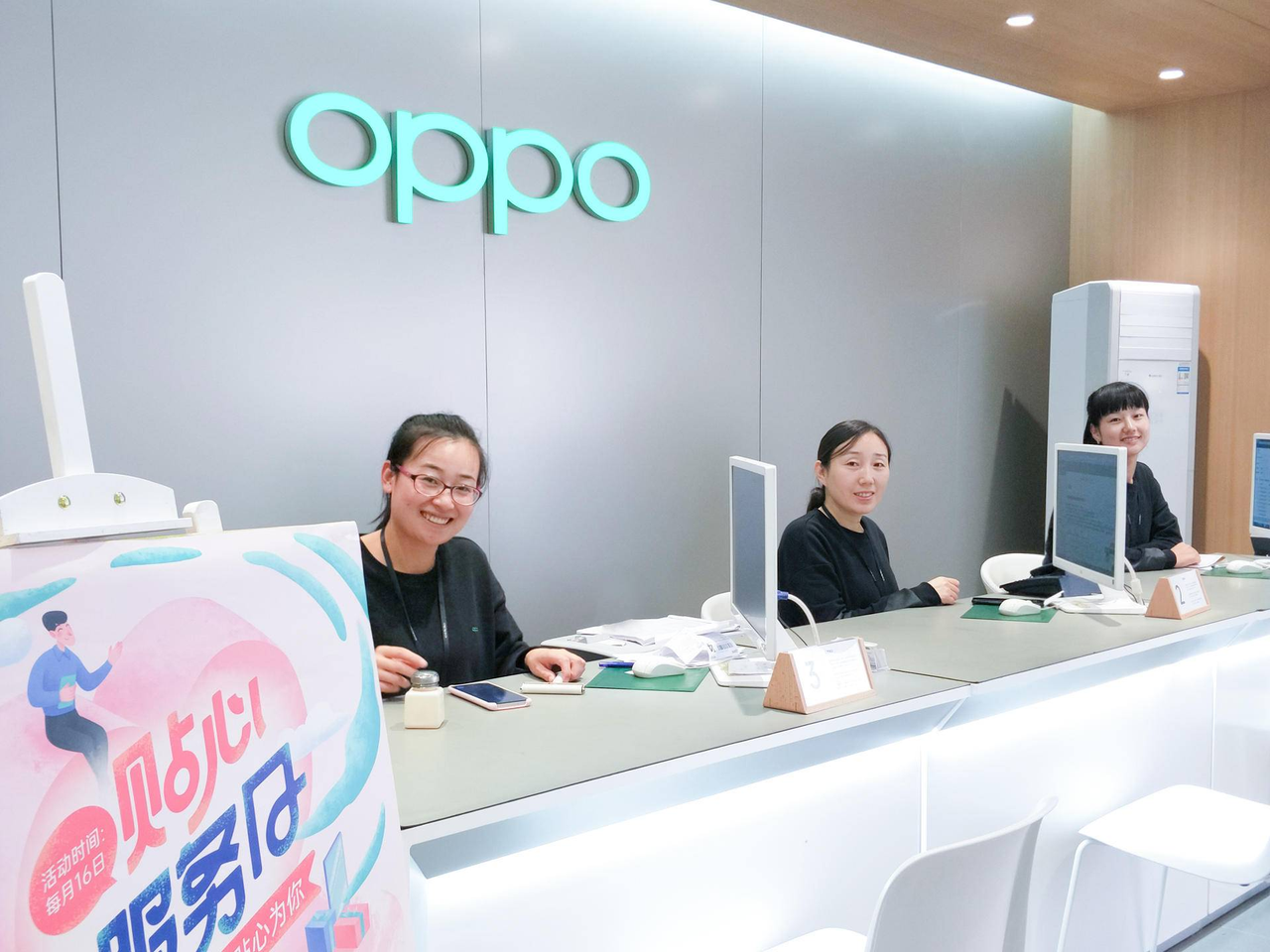 长辈用机OPPO和华为成首选,两家品牌对比谁更值得选择?