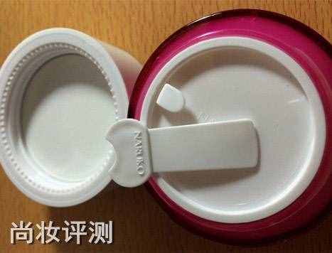 牛尔森玫瑰雪耳保湿晚安冻膜测评