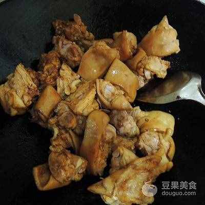 五香卤猪蹄的做法