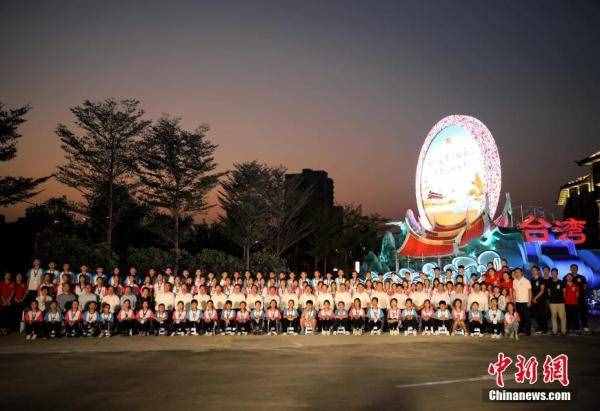 台湾彩车落地厦门集美展示「组图」