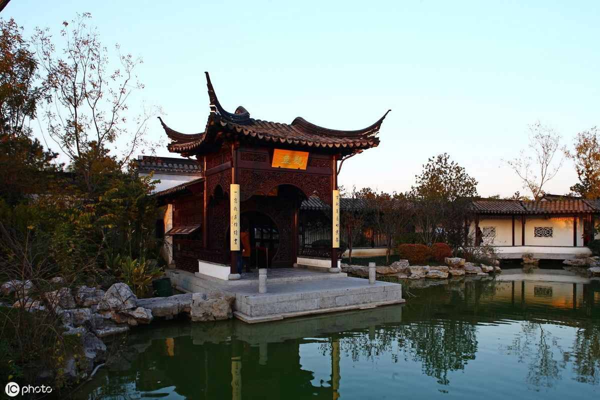 李白最美的10首古诗词，小学生都会背诵！你会几首？