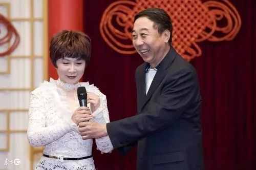 冯巩的经典语句50句，由此可见真正的幽默大师是如何幽默的！