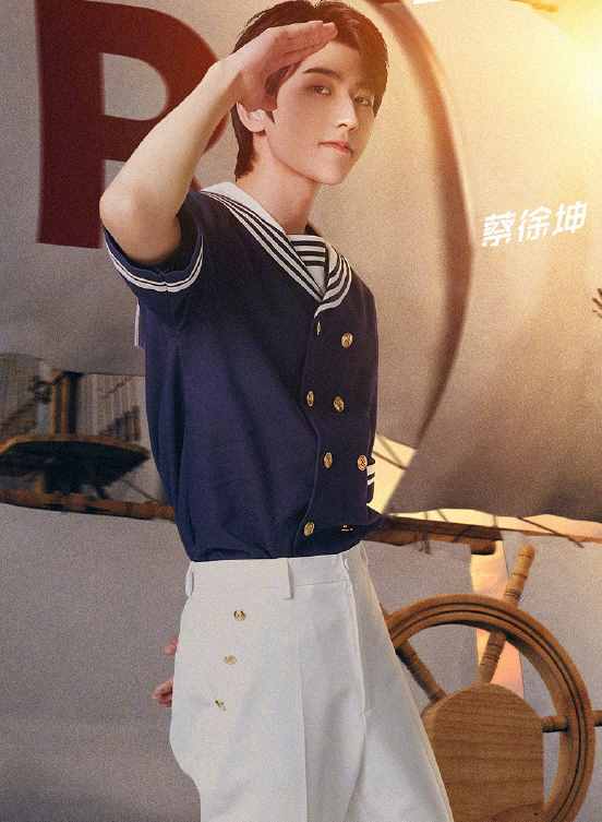 兄弟团打电话时，意外暴露对方手机号，粉丝打过去之后直接傻眼了