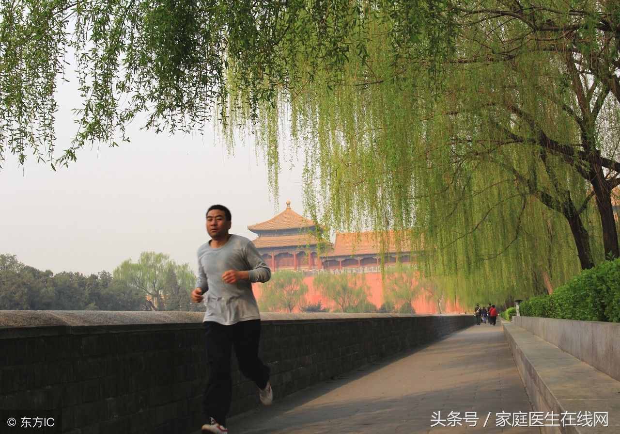 白天太热，选择晚上夜跑？告诉你夜跑最合适的三个时间段