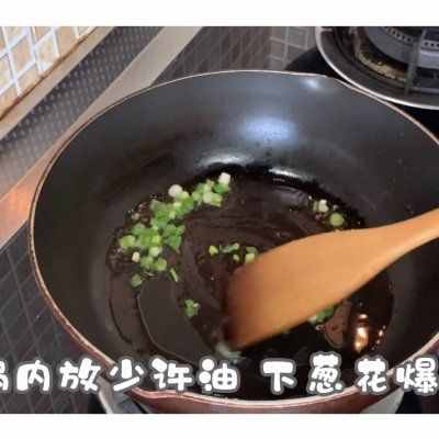 饭店大厨说漏嘴的秘密，番茄遇上金针菇这样做才好吃