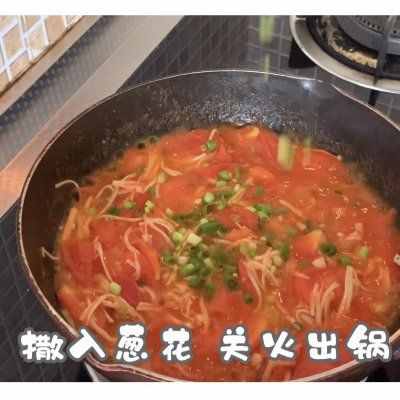 饭店大厨说漏嘴的秘密，番茄遇上金针菇这样做才好吃