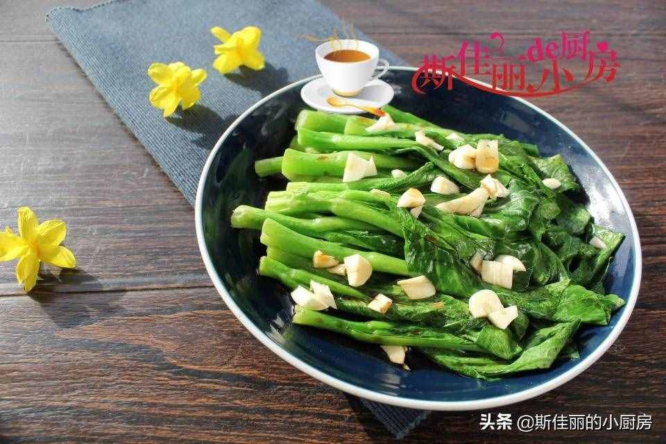 自从开始减肥，我晚餐就吃这些菜，低脂又饱腹，一周后果然苗条了