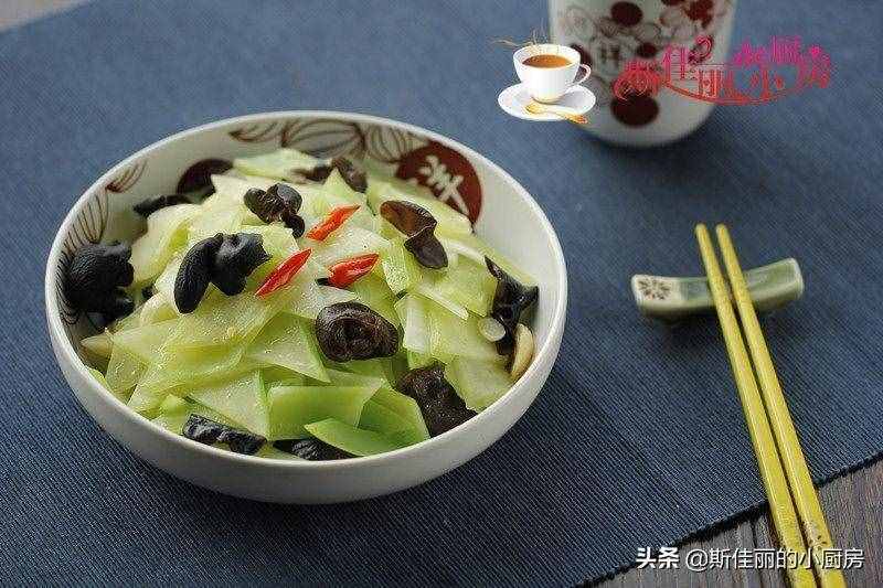 自从开始减肥，我晚餐就吃这些菜，低脂又饱腹，一周后果然苗条了